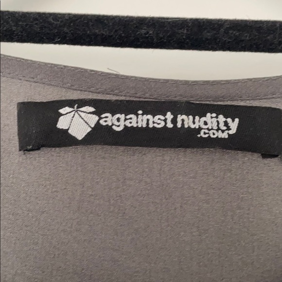 Against Nudity grey blouse - Picture 2 of 5